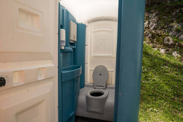 Professional porta potty rental in Clover Creek, WA